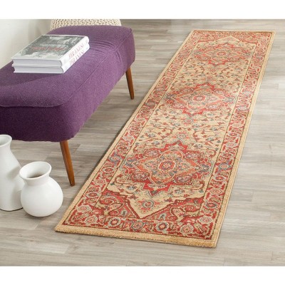 Safavieh Mahal Red and Natural Synthetic Runner Rug