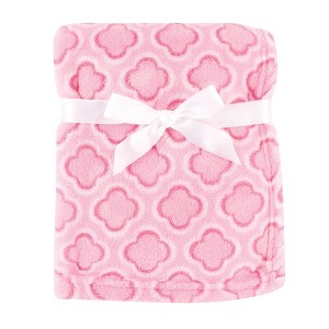 Luvable Friends Baby Girl Coral Fleece Blanket, Pink Clover, One Size - 1 of 1
