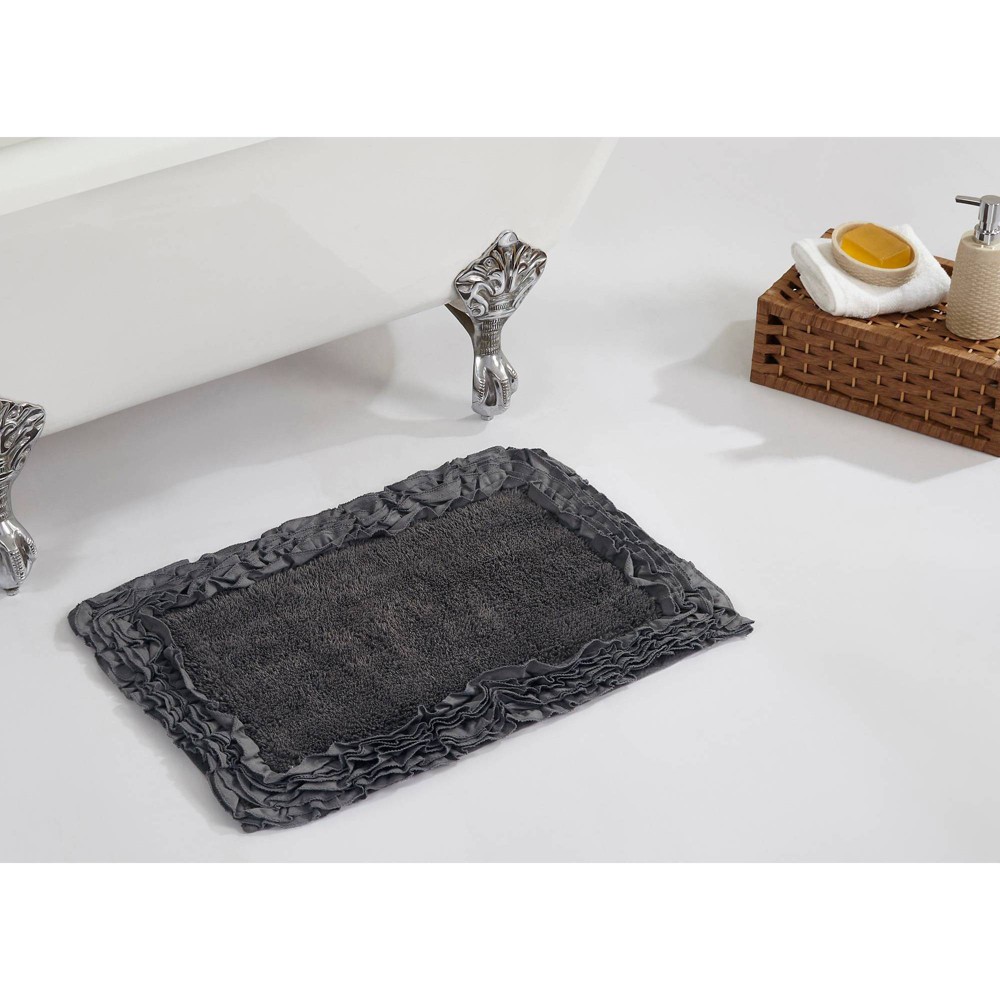 17inx24in Shaggy Border Collection Bath Rug Gray - Better Trends