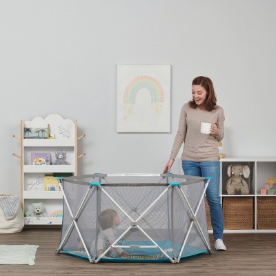 Regalo My Play 6 Panel Portable Play Yard
