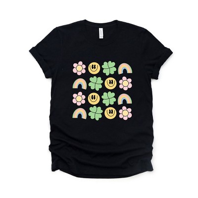 Simply Sage Market Women's Smiley Clover Daisy Short Sleeve Graphic Tee