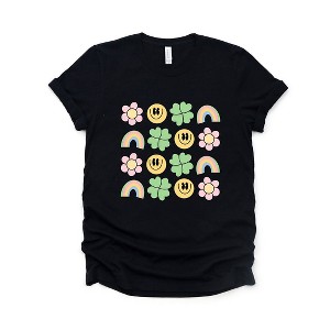 Simply Sage Market S.W.Smiley Smiley Clover Daisy Short Sleeve Tee - 1 of 4