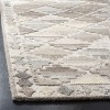 Wyndham WYD803 Hand Tufted Indoor Rugs - Safavieh - 4 of 4
