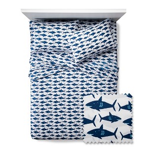 Twin Great White Sharks Get-Together Sheet Set - Pillowfort , White Blue