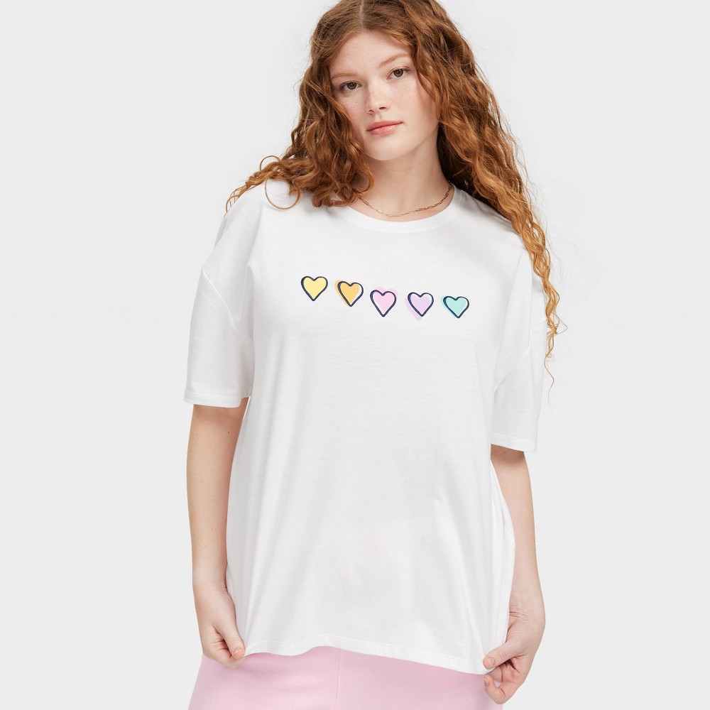 Women's Short Sleeve Oversized Disco Hearts Wave Graphic T-Shirt White - Roller Rabbit x Target M