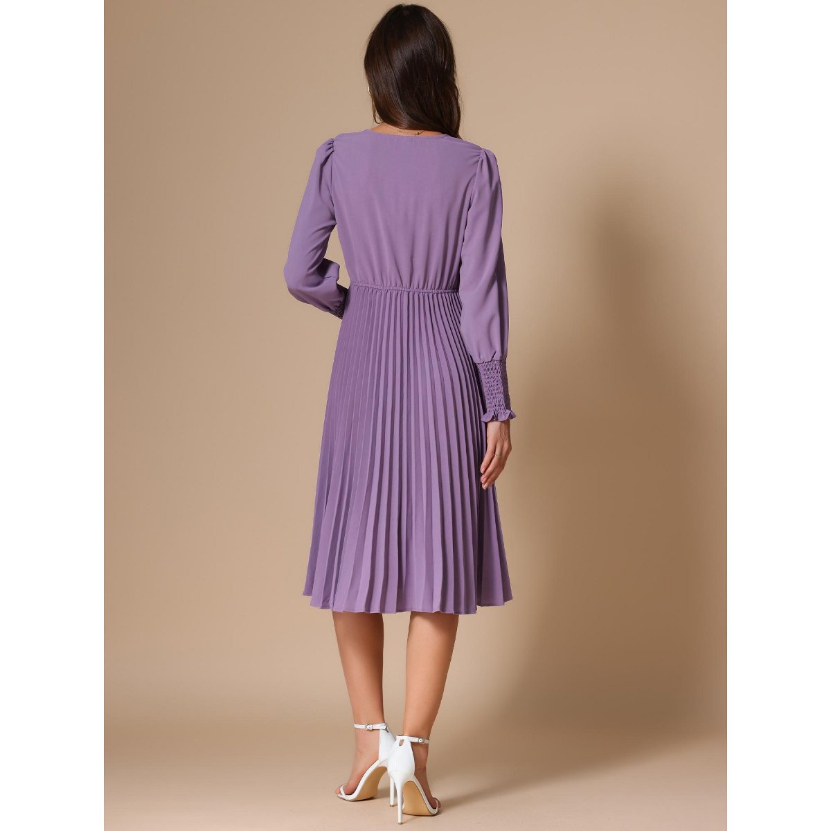 Женские платья INSPIRE CHIC Women's V-neck Pleated Puff Sleeve Flowy Elegant Casual Midi Dress Purple Gray Medium — фото 3