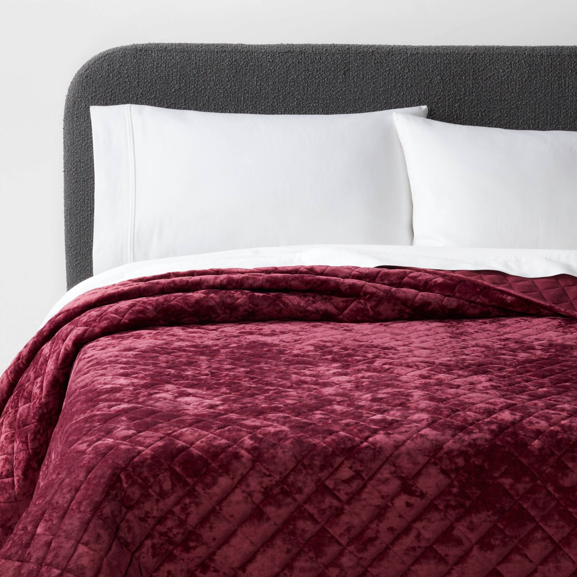 Luxe Diamond Stitch Velvet Quilt - Threshold™