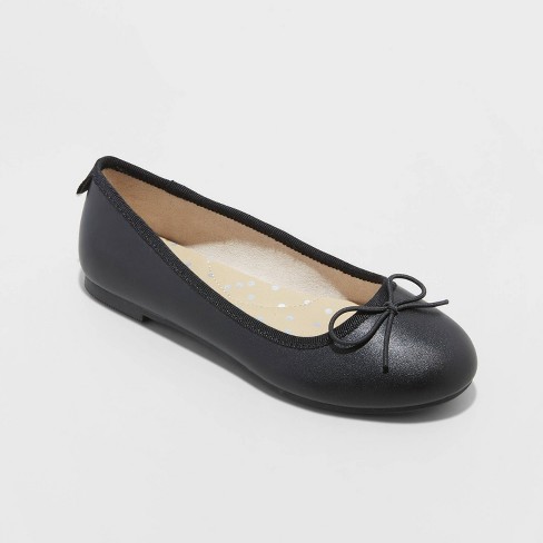 Edgy Ballet Flats with Leather and Denim