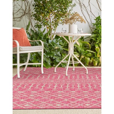 Fuchsia and Beige Synthetic Outdoor Trellis Rug