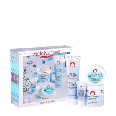 First Aid Beauty Fab Moisturized On The Mountain Kit