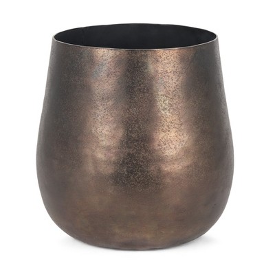 HomeRoots 9" Antiqued Brass Aluminum Table Vase