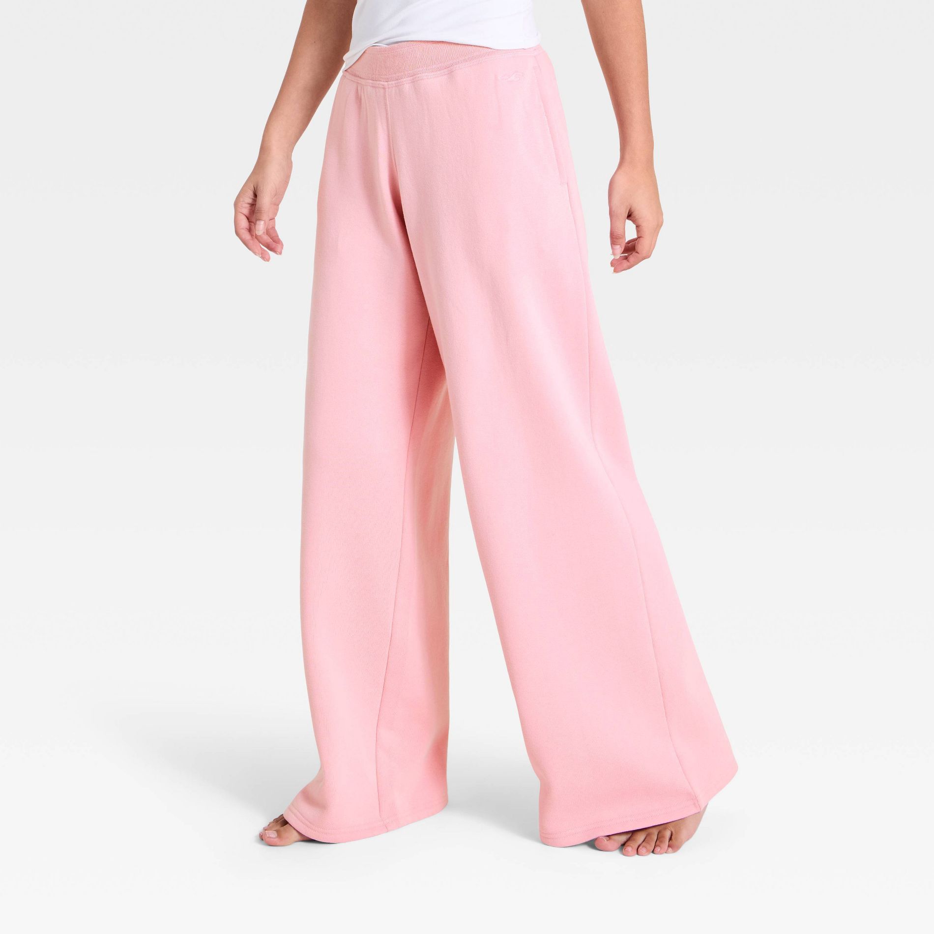 Women's Fleece Sweatpants - Pink M The Hollister Collection at Target