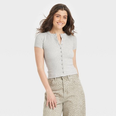 Women's Short Sleeve Button-Down T-Shirt - Universal Thread™