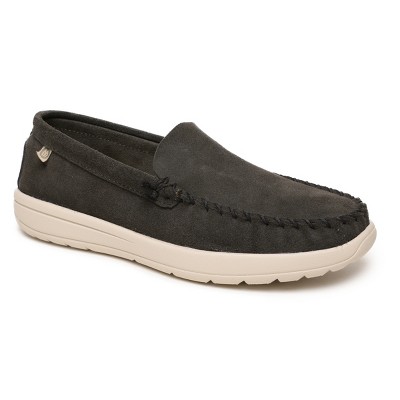 Minnetonka   Men's Discover Classic Slip On Shoes