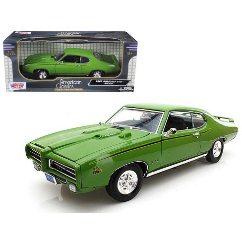 1969 Pontiac GTO Judge Green 1/18 Diecast Car Model by Motormax