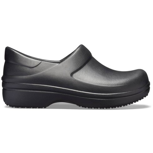 Slip resistant crocs for work online