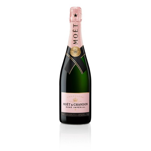 Champagne mini Moet Rose, Food & Drinks, Alcoholic Beverages on Carousell