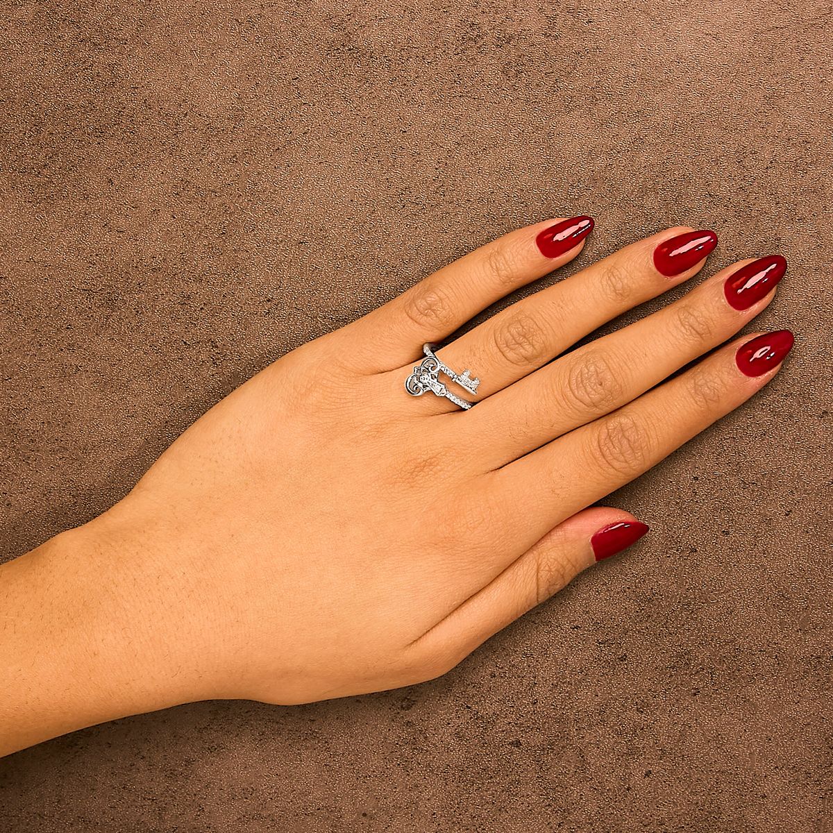 Haus of Brilliance .925 Sterling Silver 1/6 Cttw Key and Keyhole Diamond Ring - thumbnail 4