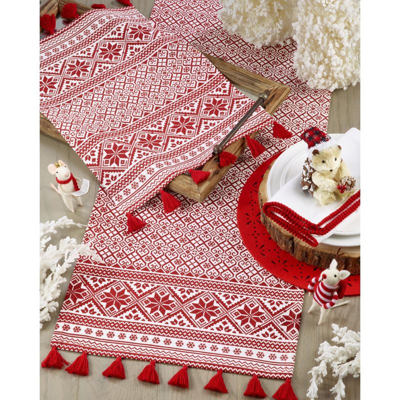 Saro Lifestyle Christmas Pattern Cotton Table Runner, 3 of 4
