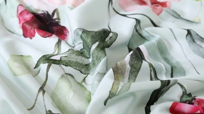 Queen Misty Green Cotton Reversible Floral Comforter Set