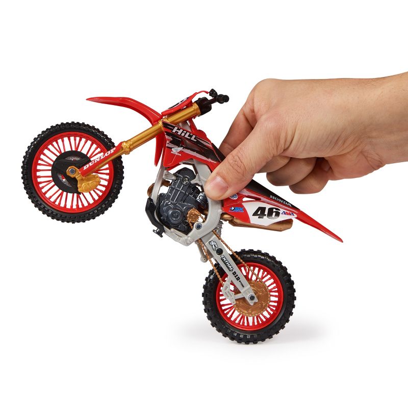 AMA Supercross Championship Justin Hill Motorcycle 1:10 Scale, 3 of 7