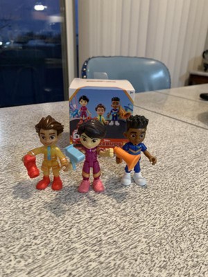 Disney Junior Firebuds Action Figures Gift Pack with 3 Collectible Kids Toys Bo, Jayden and Violet and Accessories, for Ages 3 and Up