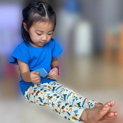 Ola! Otter Girl Leggings - Happy Camping