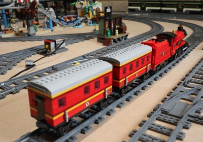 Hogwarts Express ™ Train Set with Hogsmeade Station™ 76423, Harry Potter™