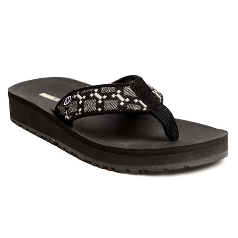 Minnetonka Women's Hedy 2.0 Thong Sandals 535023, Black Geometric - 5.