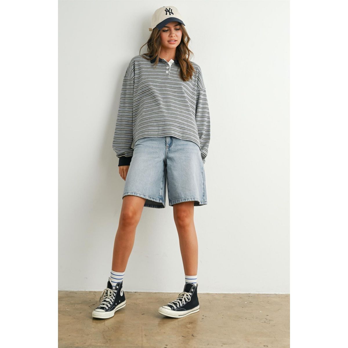 BUTTERMELON Womens Quarter-Button Striped Collared Long Sleeve Top - thumbnail 8