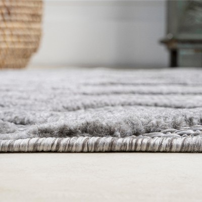 Handmade Light Gray Moroccan Diamond 4' x 6' Synthetic Area Rug