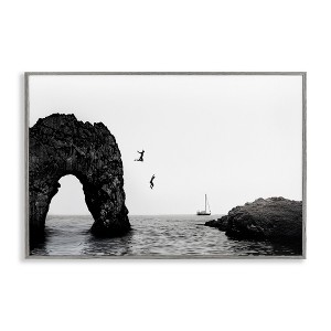 Stupell Industries Cliff Jumping into Sea Framed Giclee Art, Gray, 24" x 16" - 1 of 4