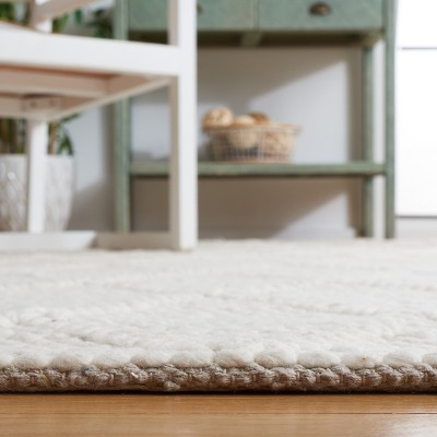 Ivory Elegance Hand-Tufted Wool & Viscose Rectangular Rug