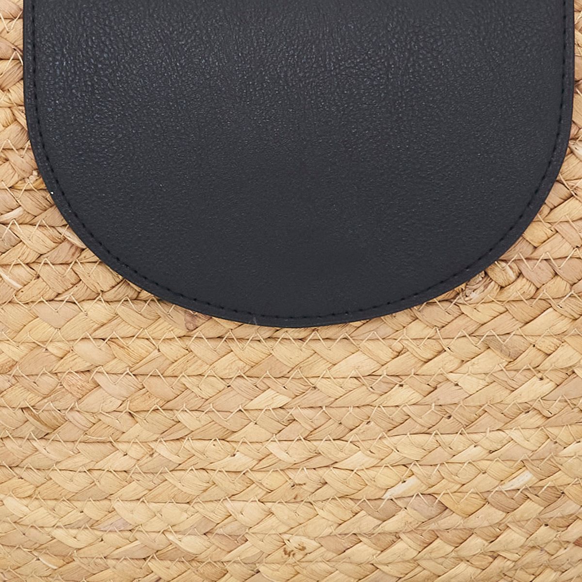 Saro Lifestyle Chic Straw Crossbody Bag - thumbnail 3