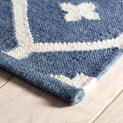 Elizabeth Navy and White Handwoven Synthetic 3' x 5' Rug