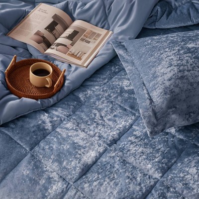 Twin/Twin XL Blue Crushed Velvet Quilted Duvet Set