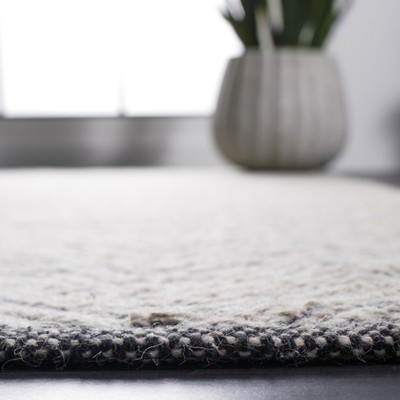 Nomadic Essence Handwoven Gray Wool Area Rug - 2'3" x 7'