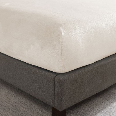 Swift Home | Flannel Plush 1-Piece Fitted Sheet