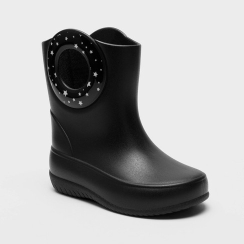 All the fashion girls I know would like a pair of rain boots for Christmas