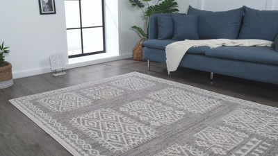 Gray and Off-White Geometric Synthetic 5' x 7' Area Rug