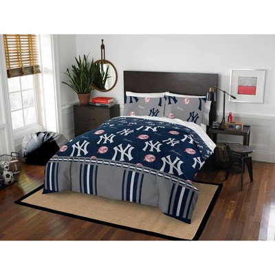 MLB New York Yankees Hexagon Comforter Set - Full/Queen