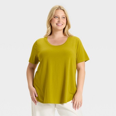 Women's Short Sleeve Scoop Neck T-Shirt - Ava & Viv™