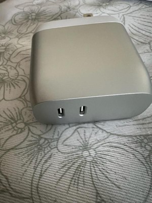 Belkin BoostCharge (20W) Dual USB-C with (40W) Stand Alone Wall