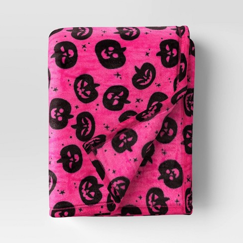 Pumpkin Printed Plush Halloween Throw Blanket Pink Hyde Eek Boutique Cozy Recycled Polyester Knitted 50x60 Target