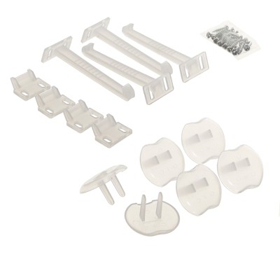 Image of Dreambaby Clear Plastic Safety Catches and Outlet Covers Kit 10 pk