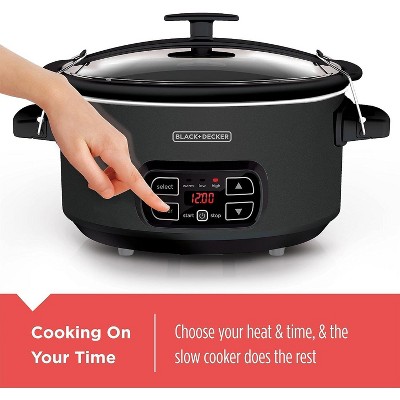 BLACK DECKER 7-Quart Slow Cooker, SCD4007, Chalkboard Exterior, Locking Lid, 3 Heat Settings, Removable Stoneware Crock