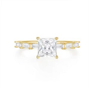 Hollywood Sensation Lumina Luxurious Ring with Princess-Cut AAAAA Cubic Zirconia - 1 of 3