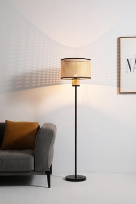 Nakuv 17'' Black Metal and Rattan Floor Lamp with USB Port