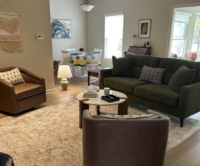 Guest review image 1 of 2, zoom in