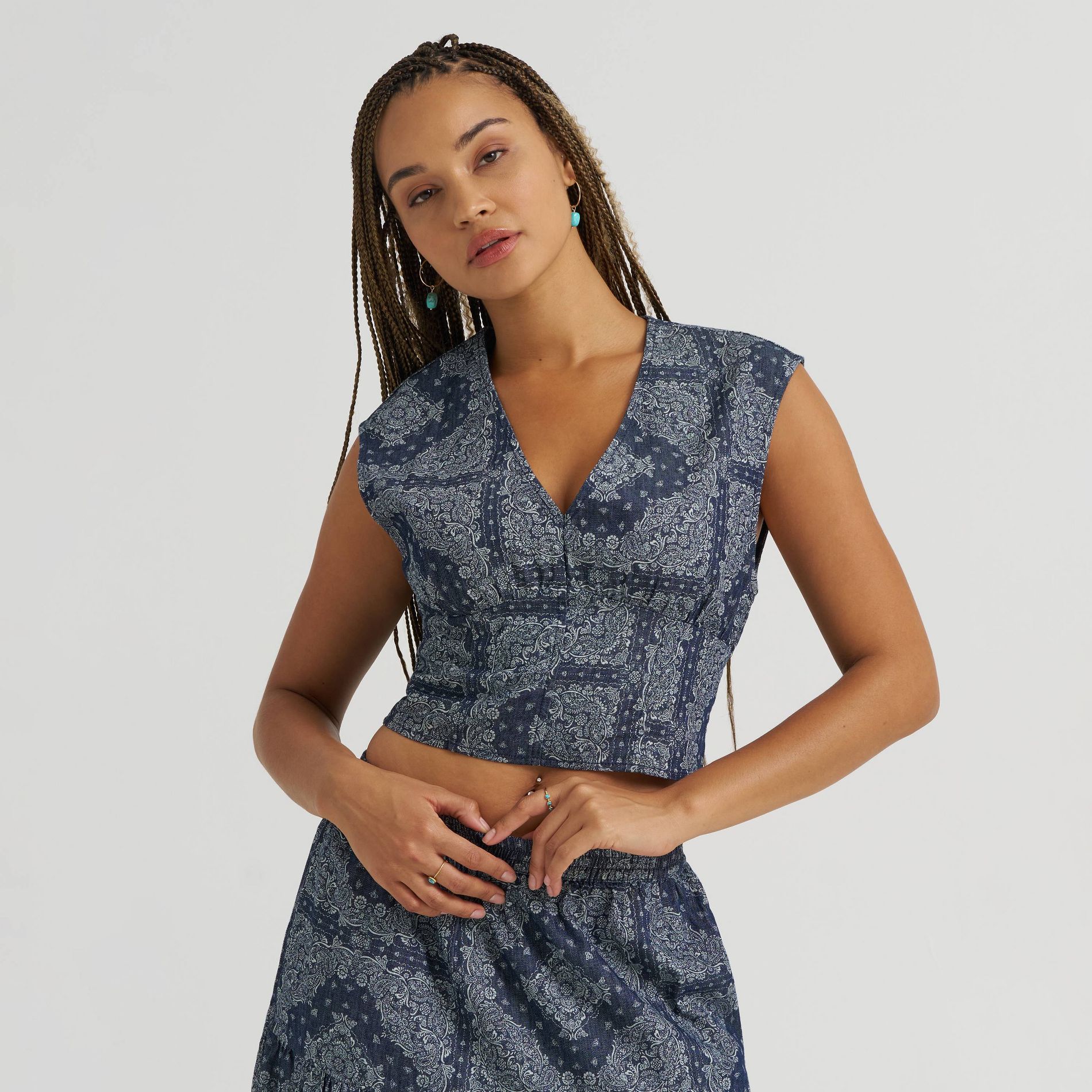 Wrangler Women's Cap Sleeve Paisley Denim Top - Blue
